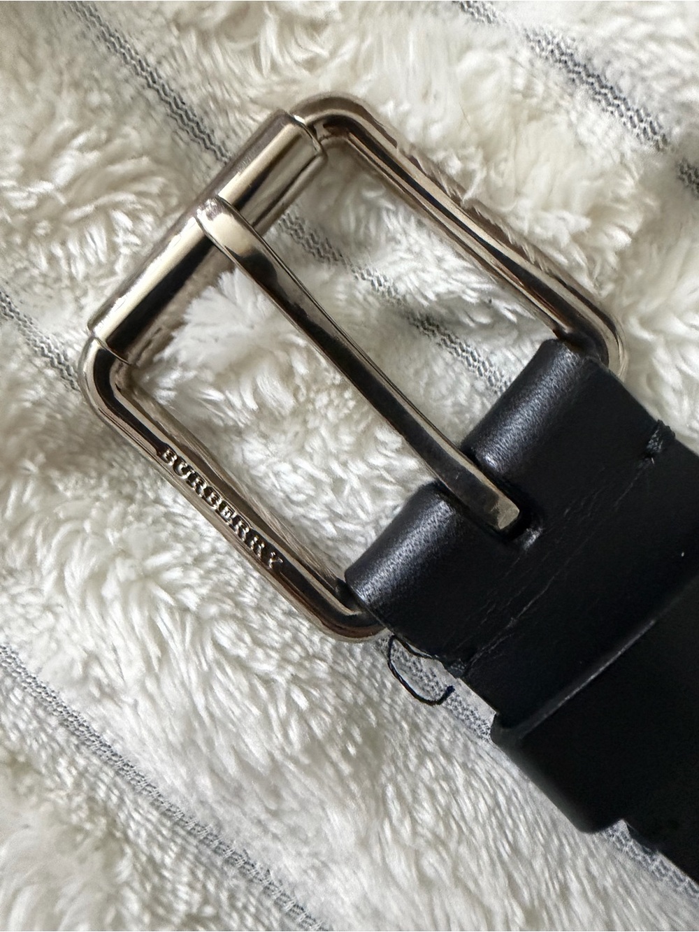 Burberry Black Leather Belt with Silver Buckle - Picture 7 of 9